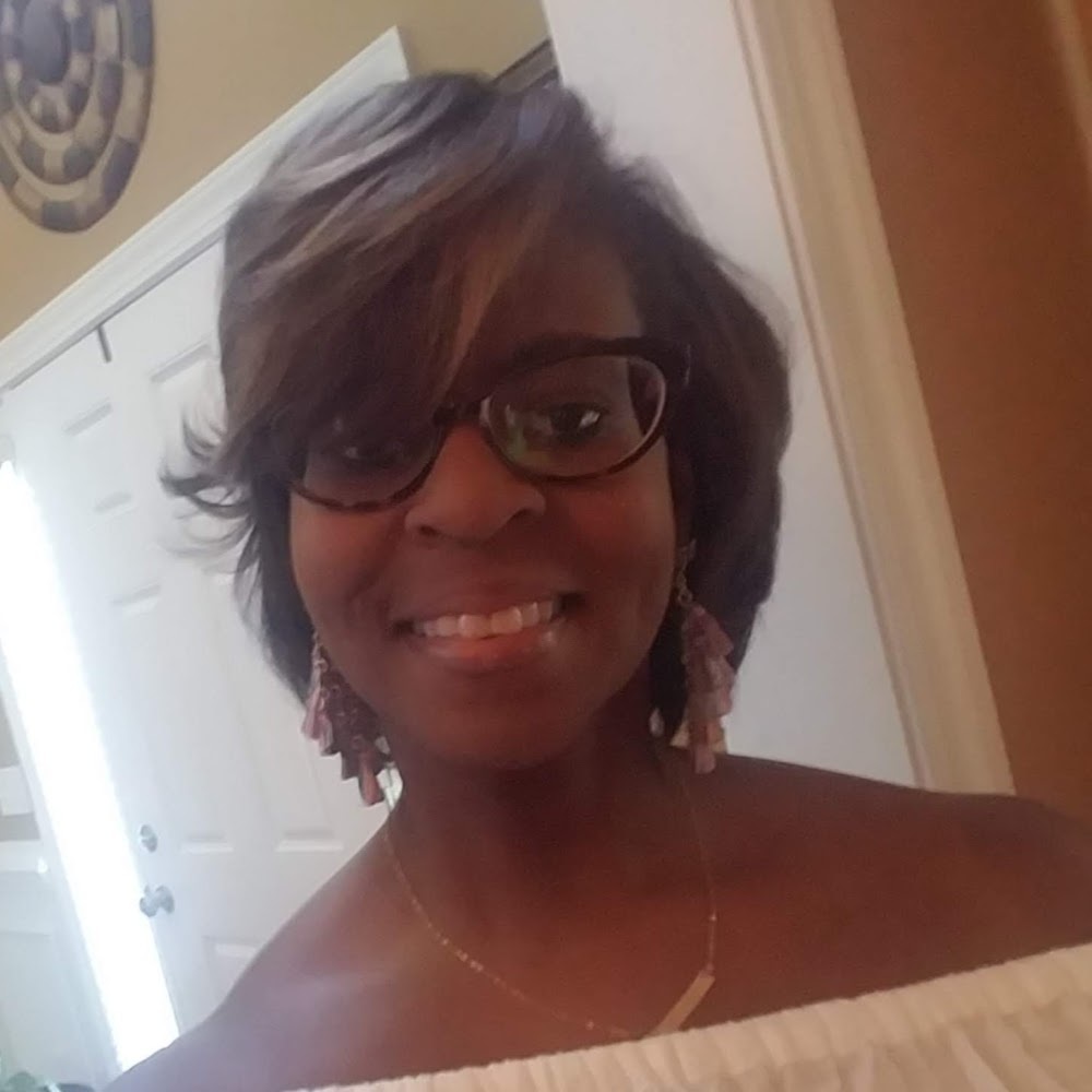 Meet your Posher, Tonya